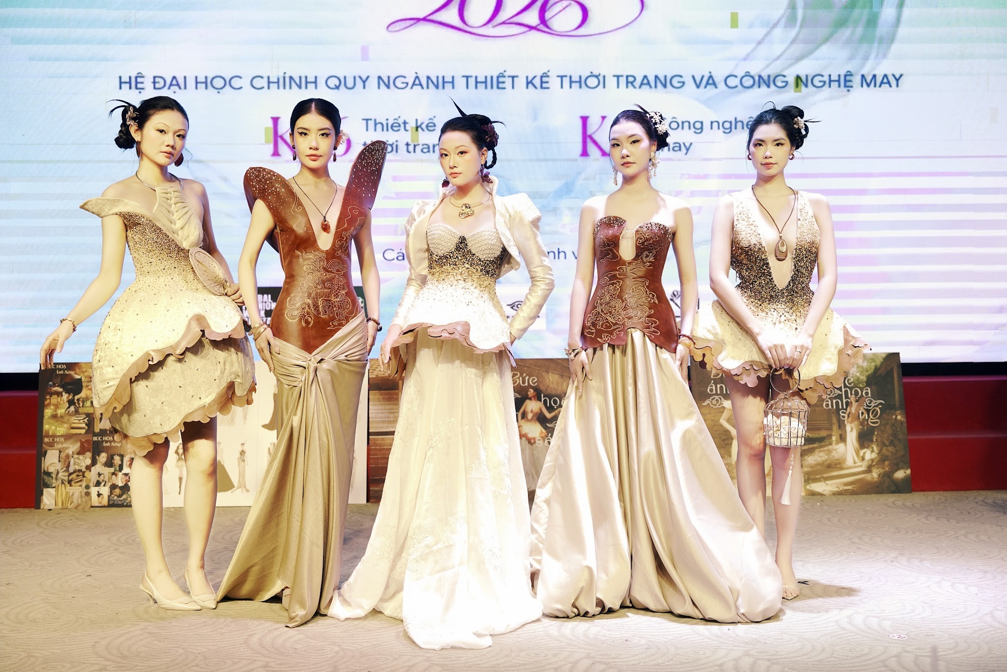 hanh-trinh-7-1782700508.jpg