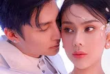 Lâm Khánh Chi quấn quýt chồng trẻ ở Gia Lai