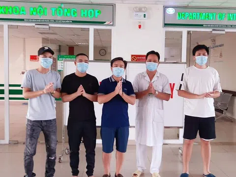 Thanh niên từ Guinea Xích đạo về nước cùng 3 người khác khỏi COVID-19
